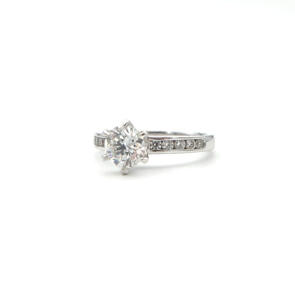 18K White Gold 1.271ct Diamond Ring