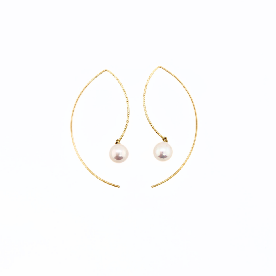 18K Gold Akoya Pearl Earrings