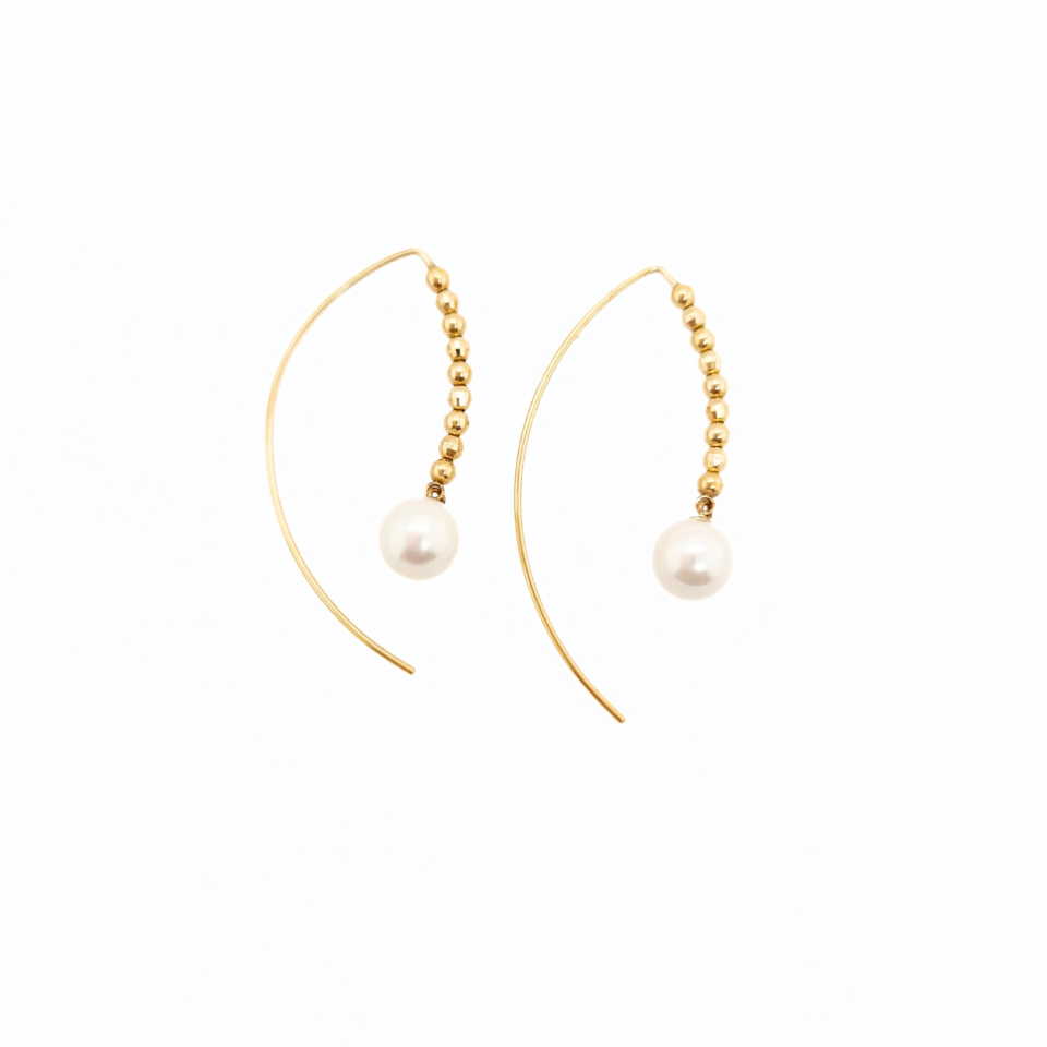 18K Gold Akoya Pearl Earrings