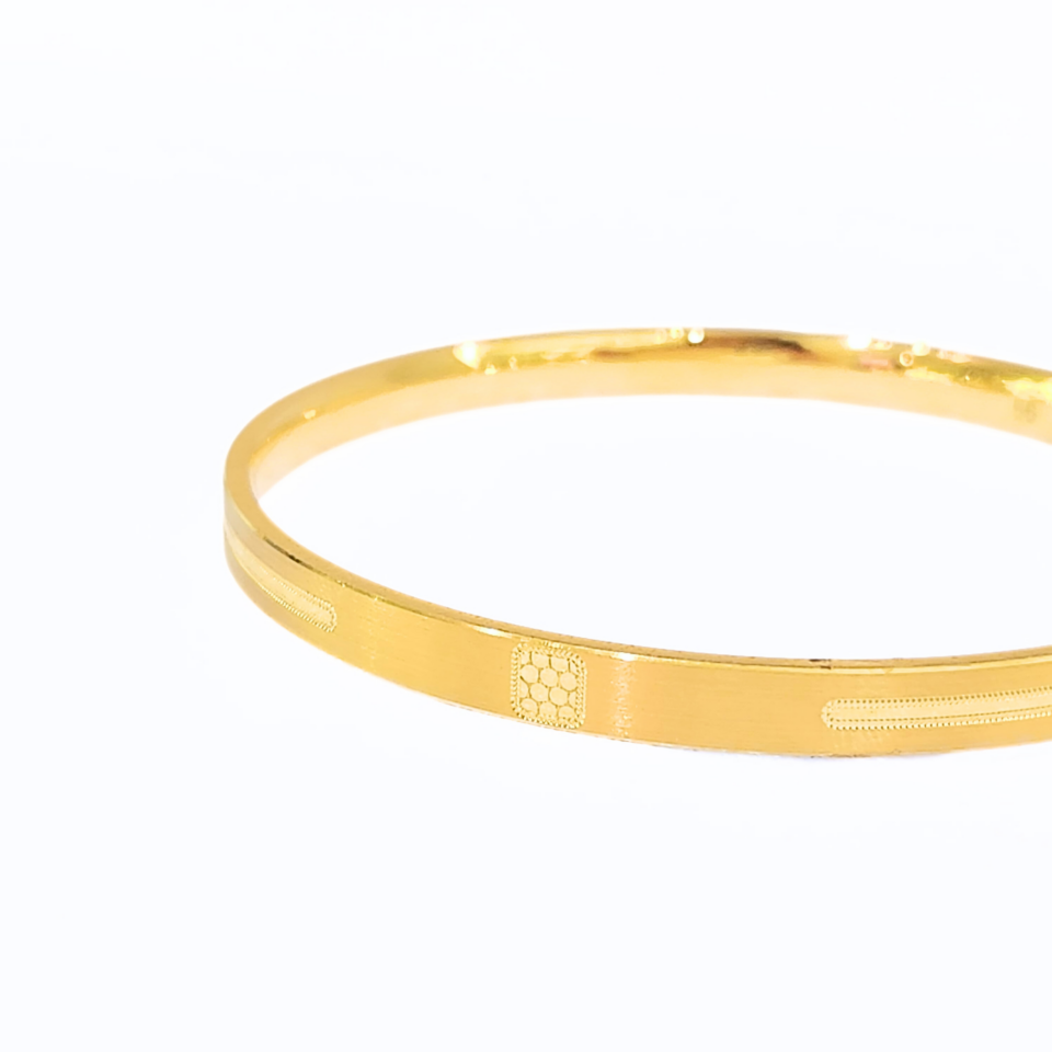 24K Gold Boutique Design Bangle