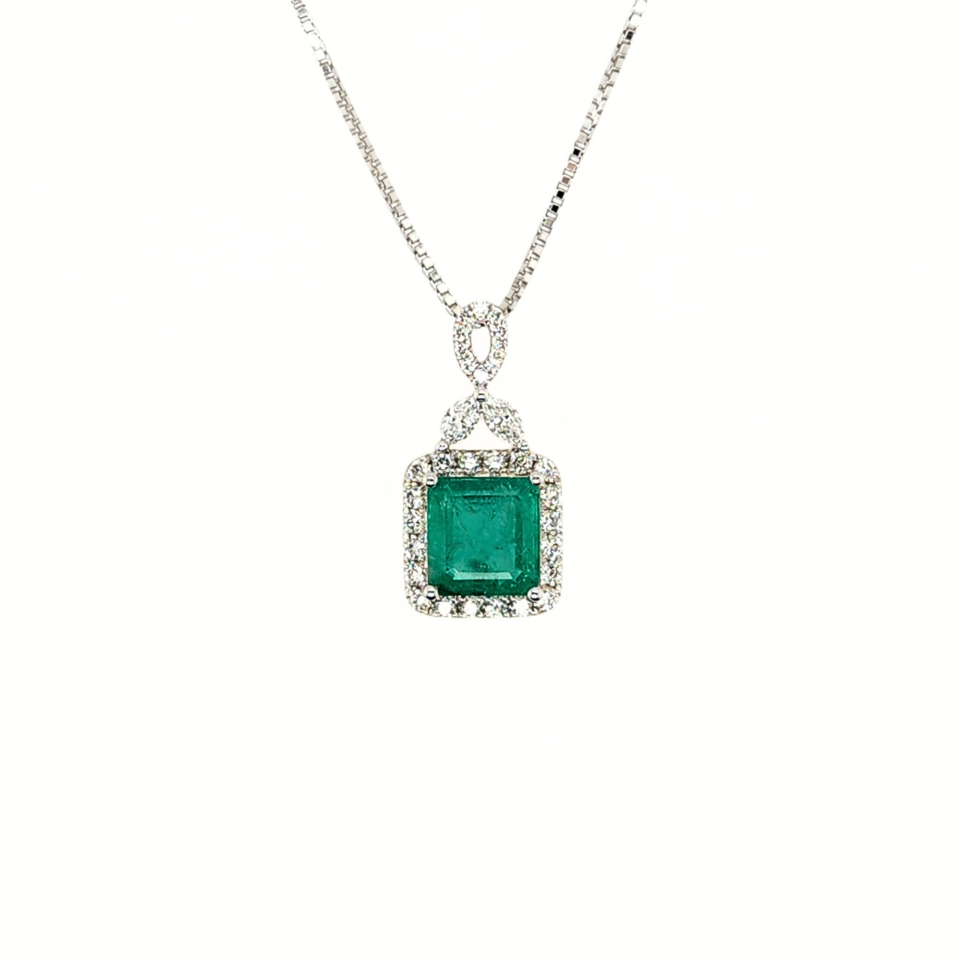 18K White Gold Emerald Pendant