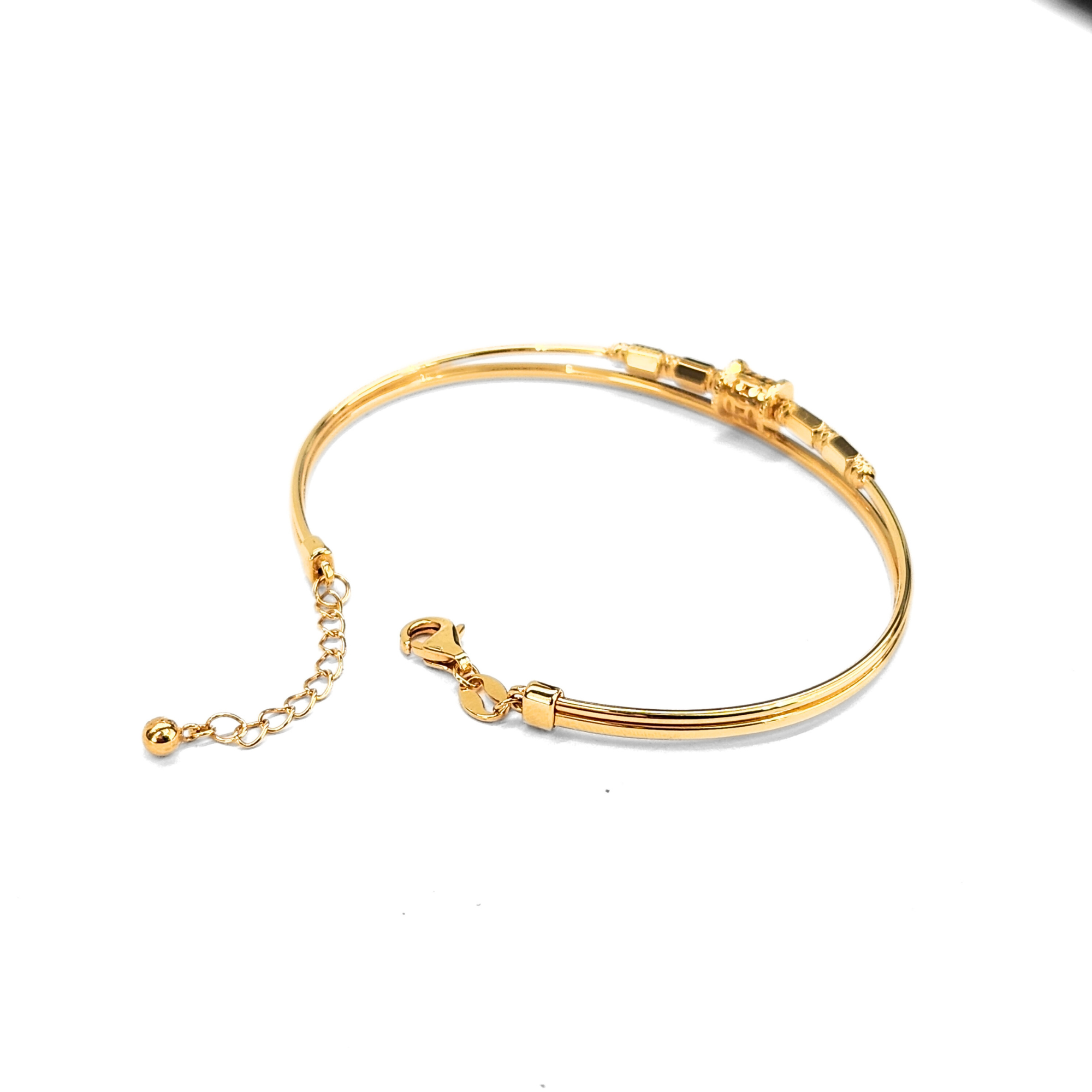 18K Yellow Gold Bangle