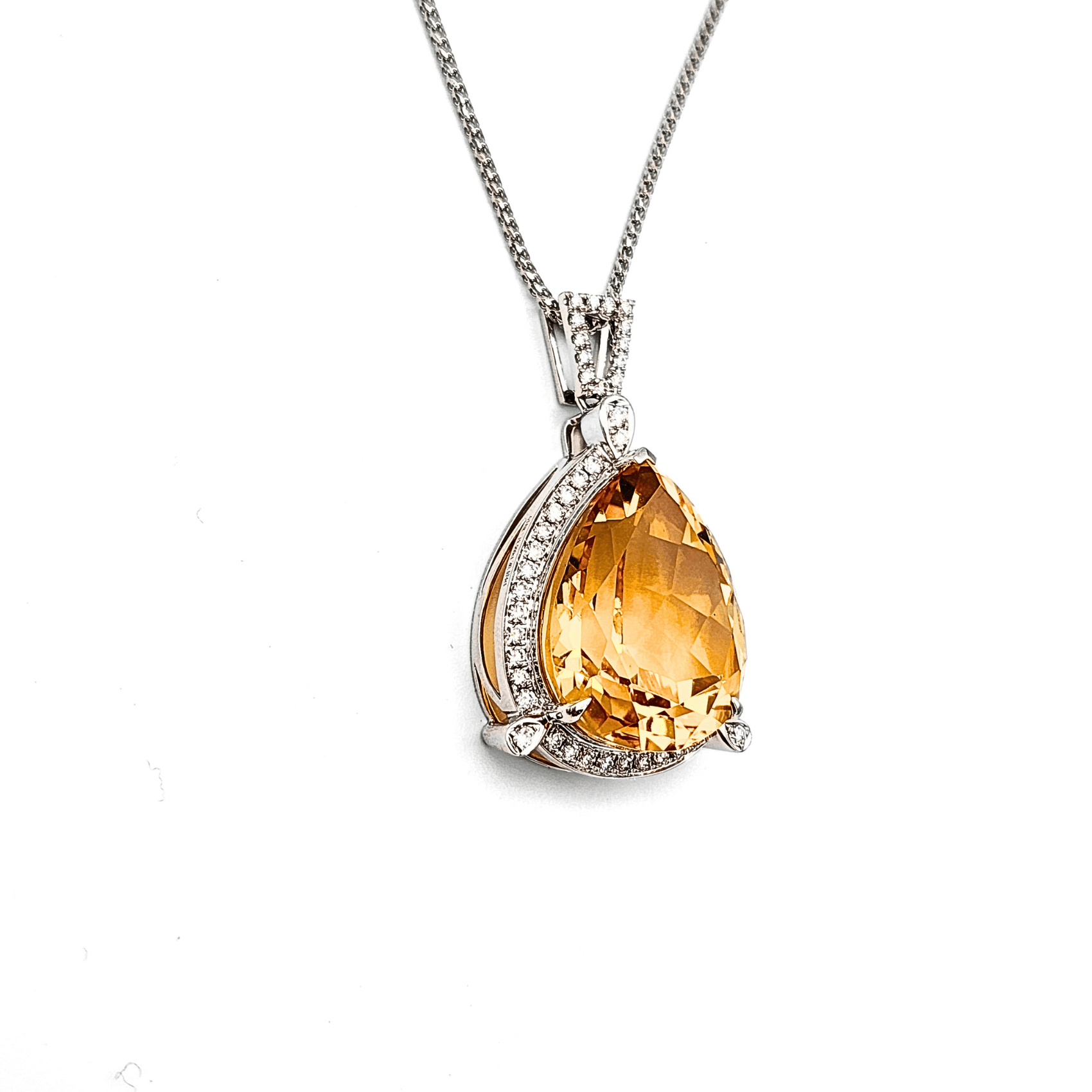 18K White Gold Citrine Pendant