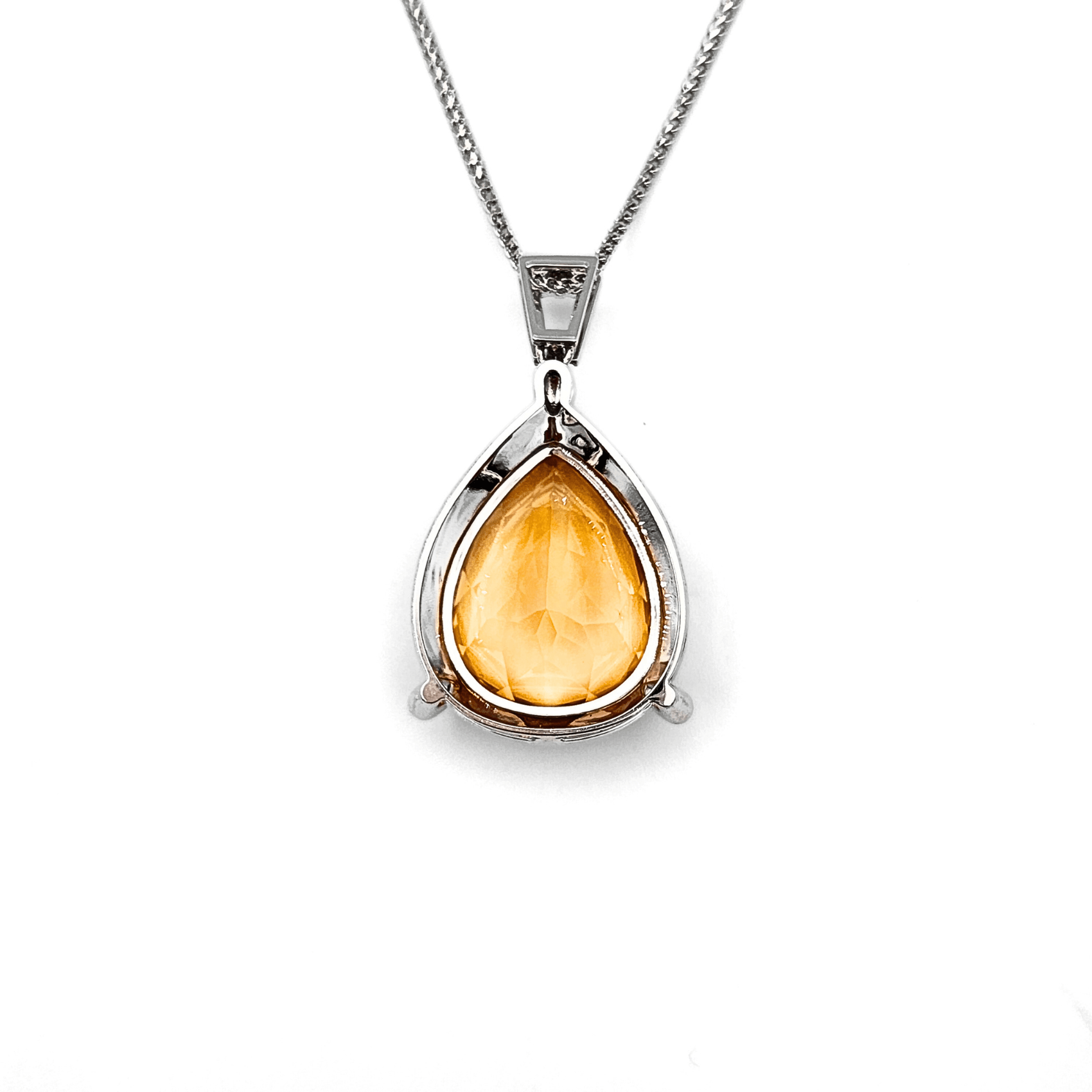 18K White Gold Citrine Pendant