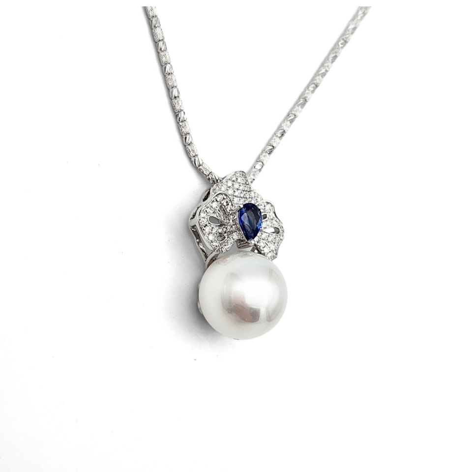 18K White Gold South Sea Pearl Pendant with Sapphire