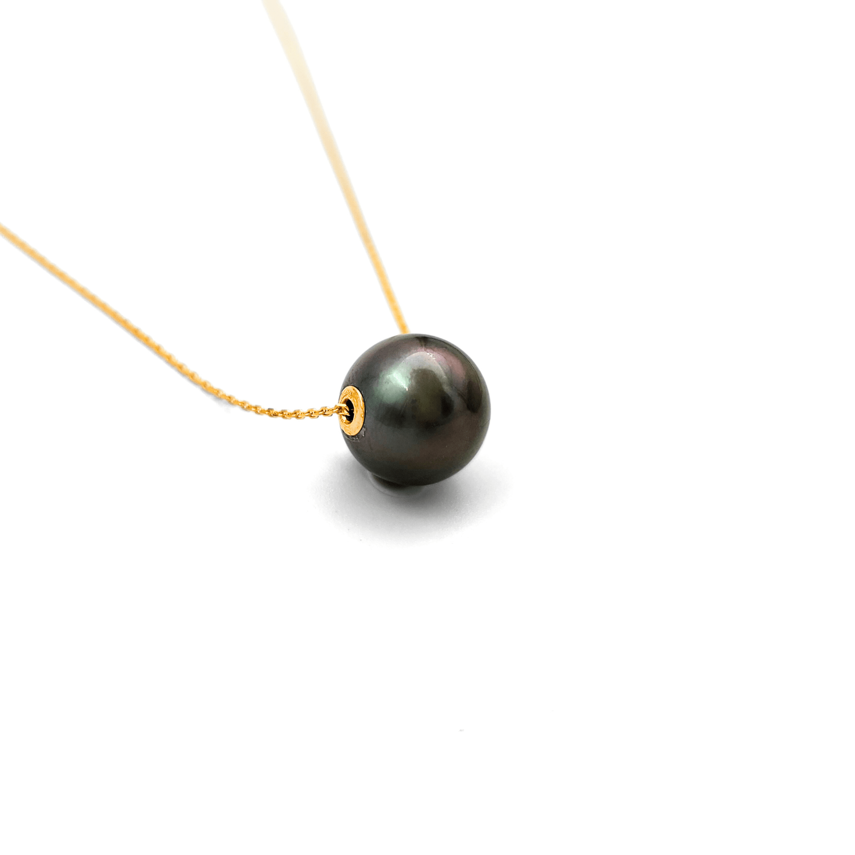 18K Gold Tahitian Black Pearl Necklace