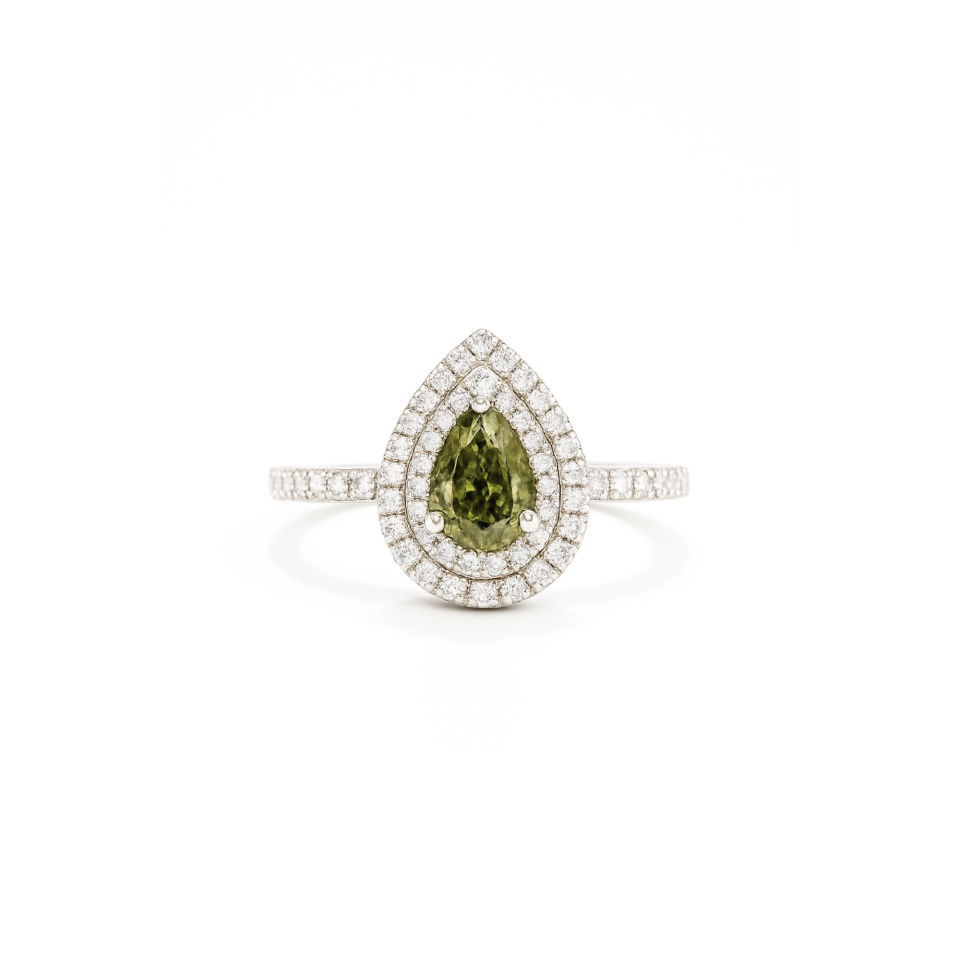 18K White Gold Green Diamond Ring