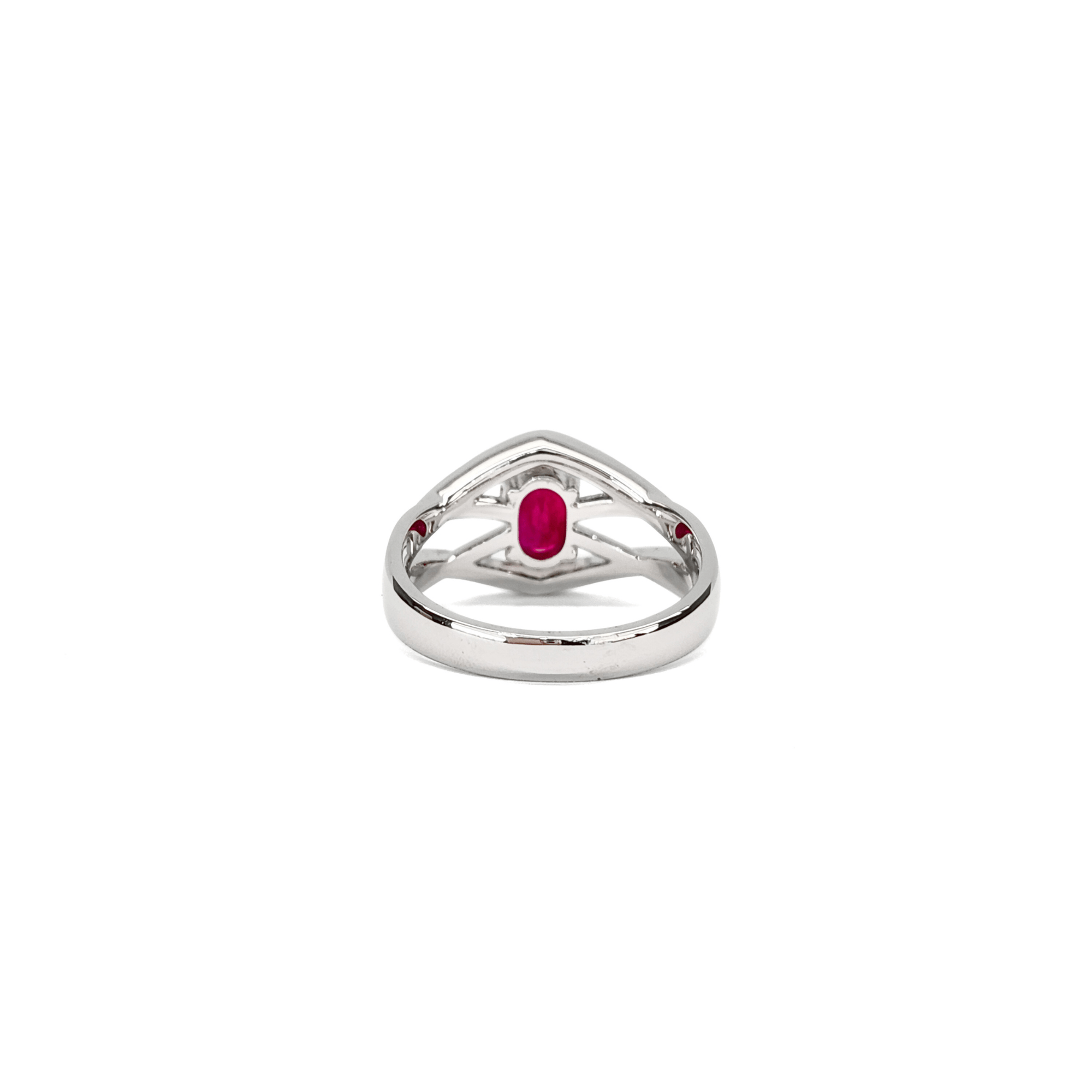 18K White Gold Ruby Ring